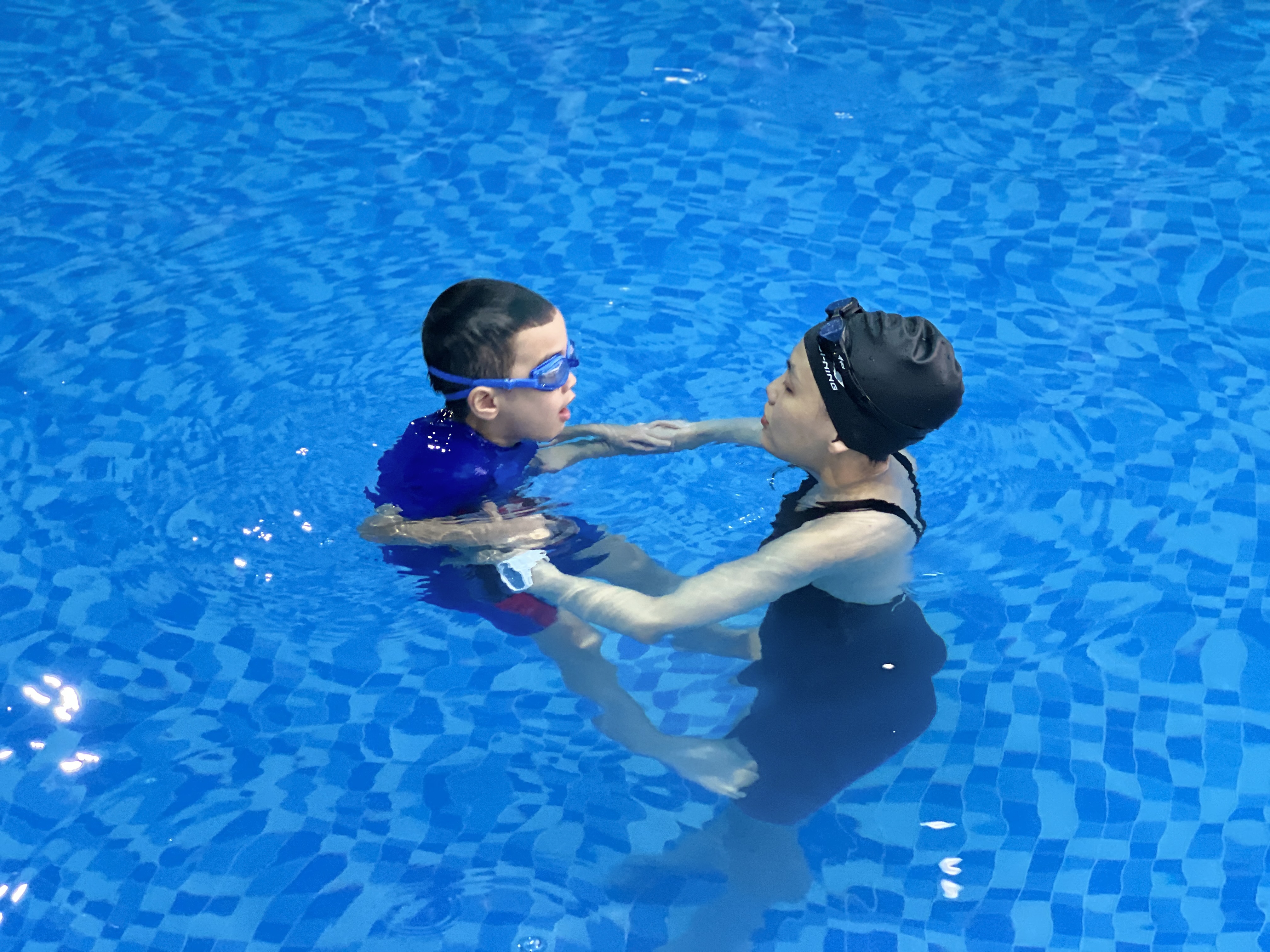 Lớp Học Bơi Cho Trẻ Em 4 Tuổi Tại Phường Đống Đa: Khơi Nguồn Đam Mê Nước